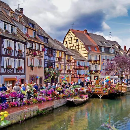Appartamento Le Refuge Des Reves Colmar Esterno foto